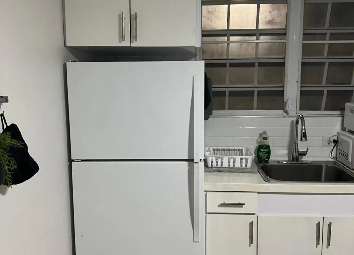 Kasa Metropolis Villa Carolina 0*,  Puerto Rico