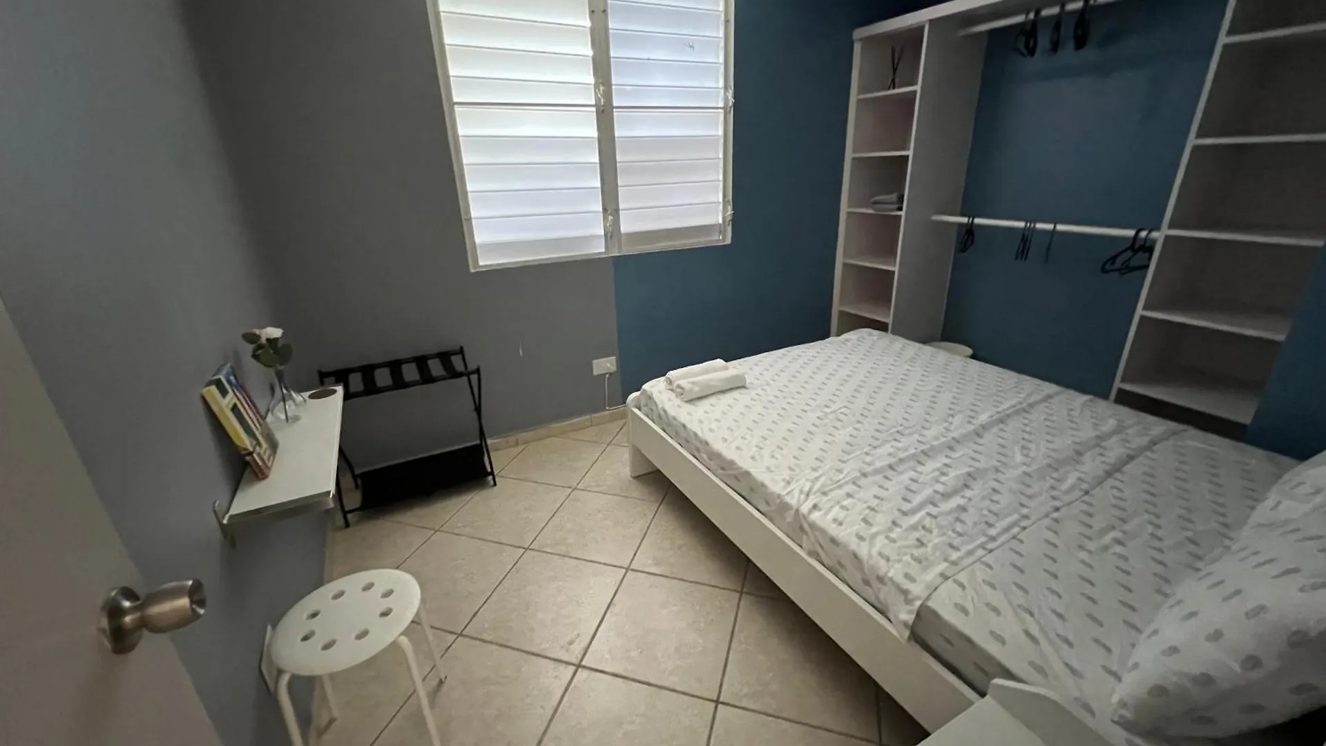 Kasa Metropolis Villa Carolina 0*,